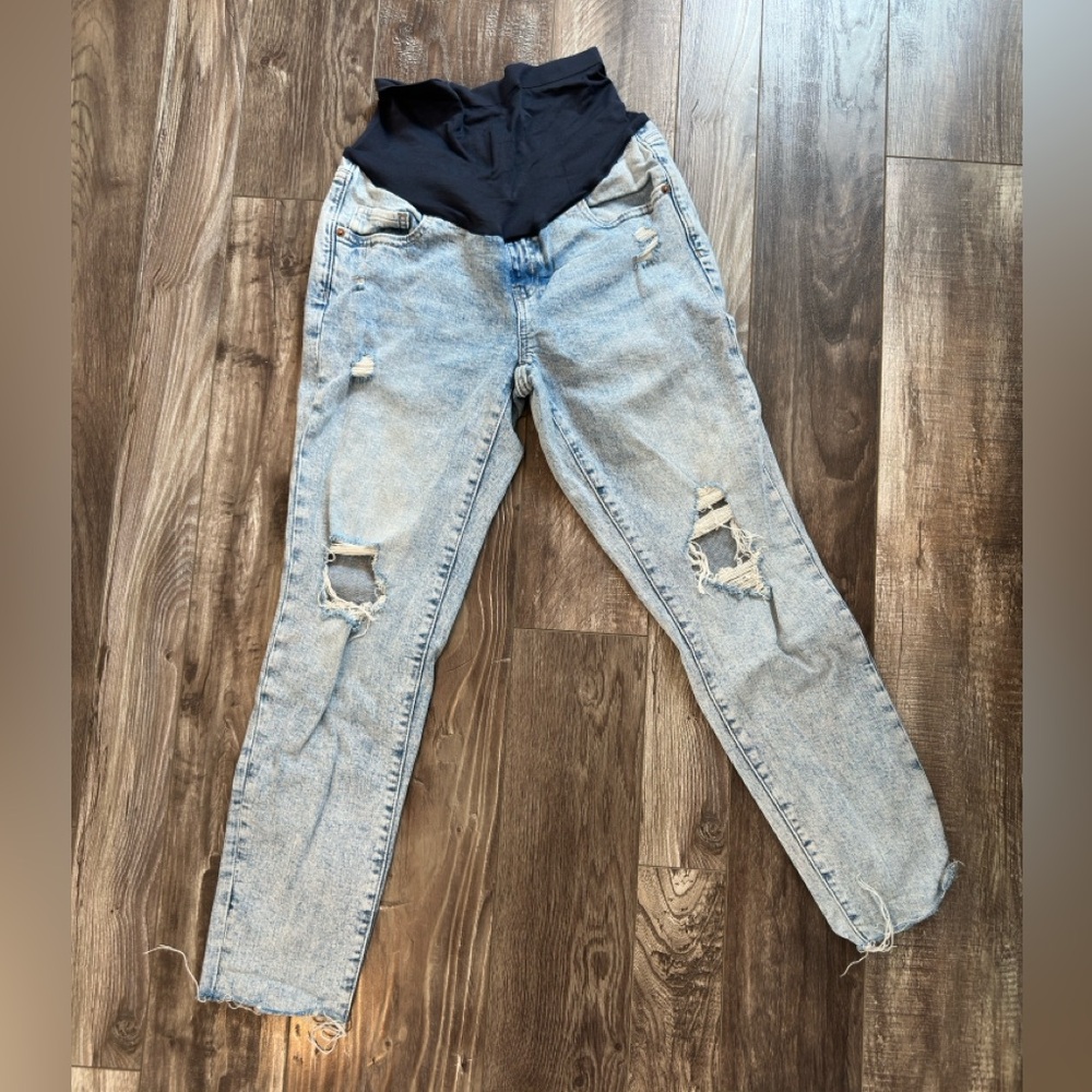 Distressed Straight Leg Maternity Jeans